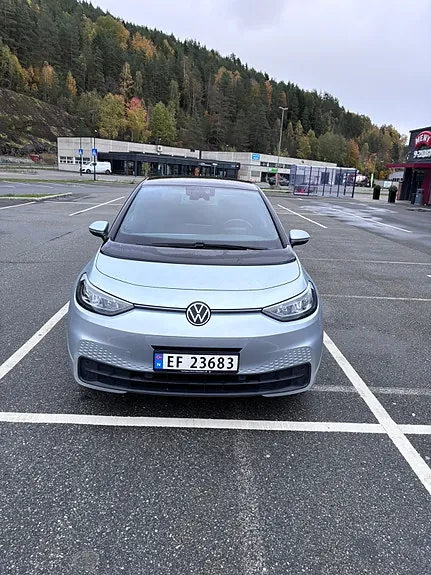 Volkswagen Id.3 2023 photo 2