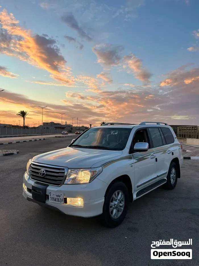 Toyota Land Cruiser 2008 photo 2