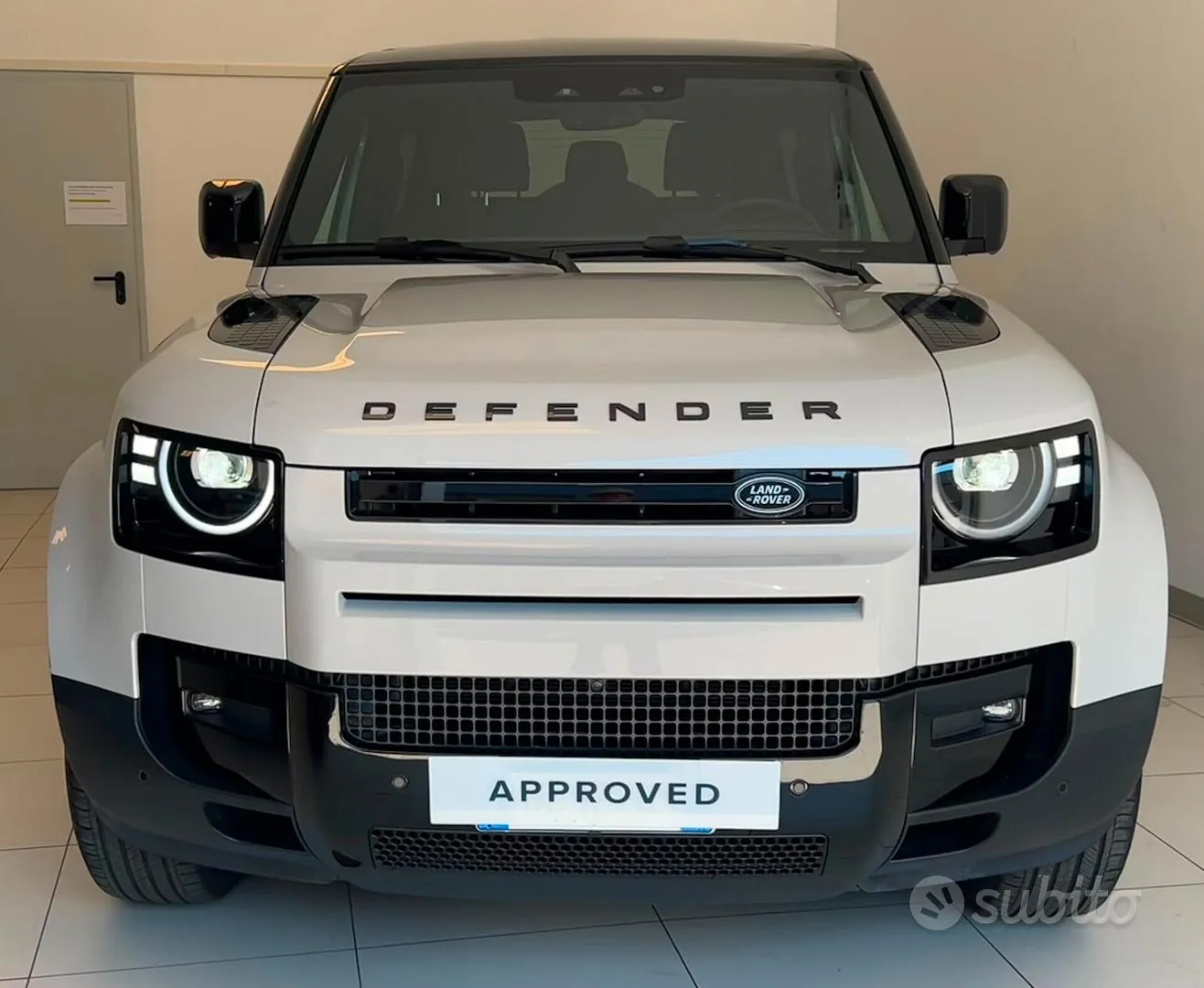 Land Rover Defender 2025 photo 2