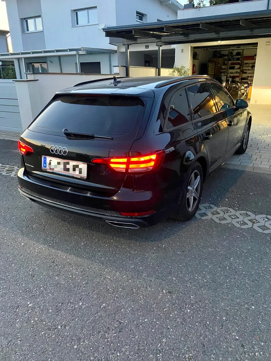 Audi A4 2019 photo 3