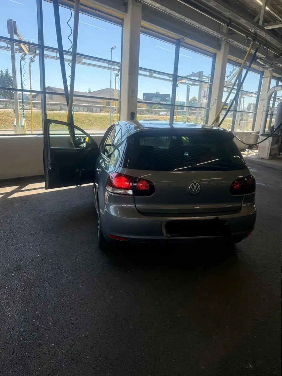 Volkswagen Golf 2011 photo 3
