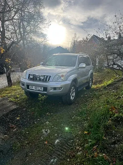 Toyota Land Cruiser