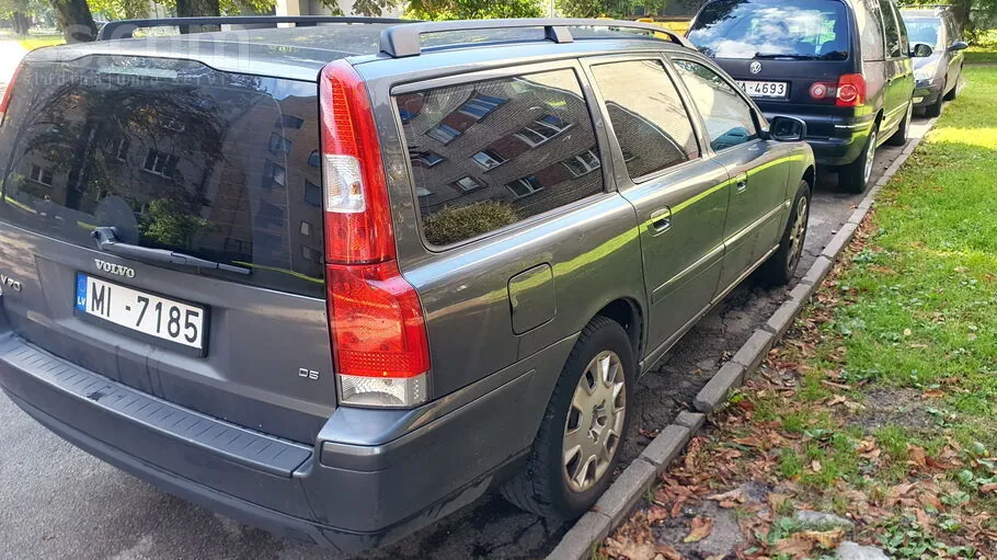 Volvo V70 2005 photo 3
