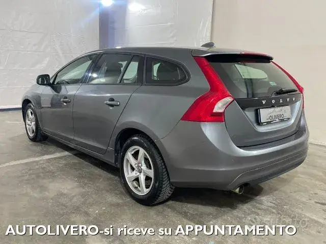 Volvo V60 2017 photo 3