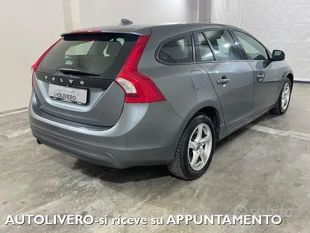 Volvo V60 2017 photo 4