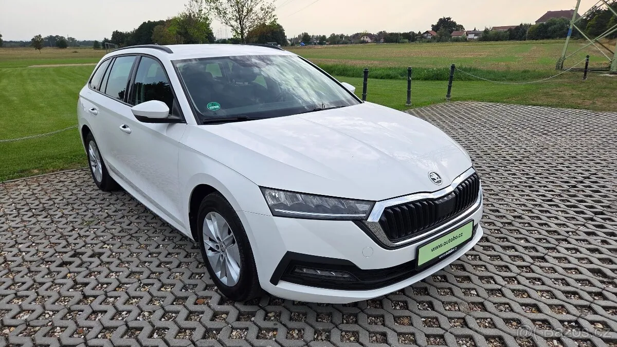 Skoda Octavia 2023 photo 3
