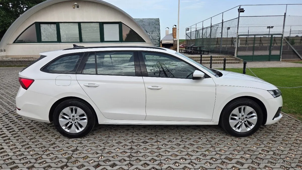 Skoda Octavia 2023 photo 5