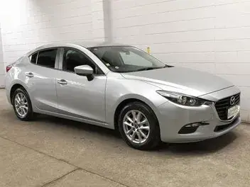 Mazda Axela 2017 photo 2