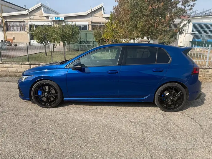 Volkswagen Golf 2023 photo 3