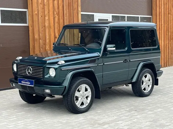 Mercedes-Benz G-Class