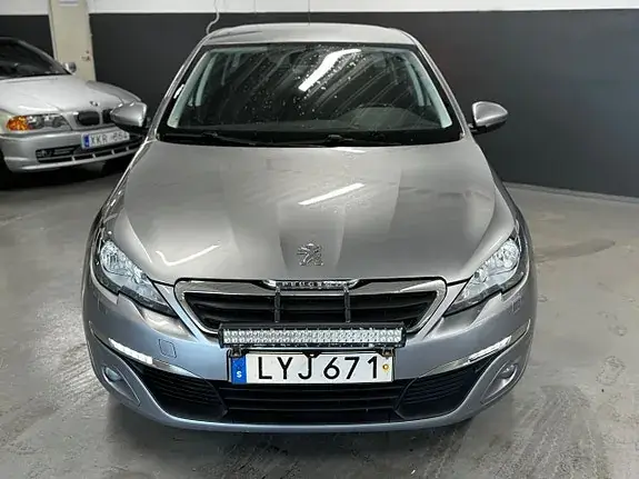 Peugeot 308 Sw 2015 photo 2