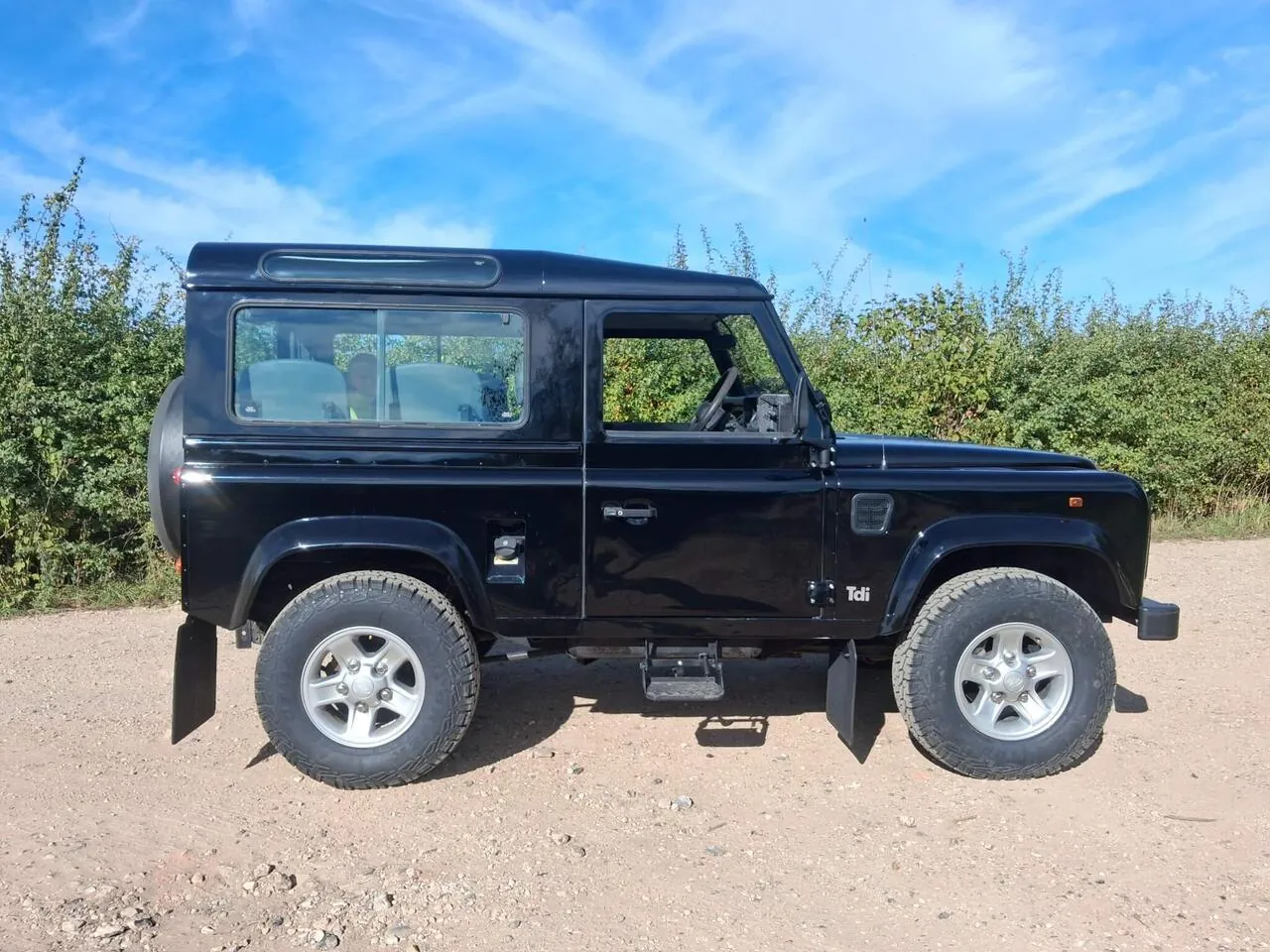Land Rover Defender 1998 photo 3