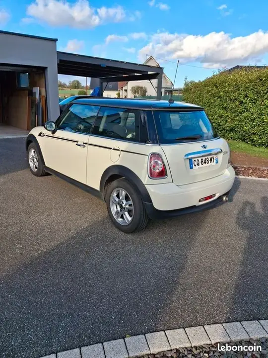 Mini Cooper 2013 photo 2
