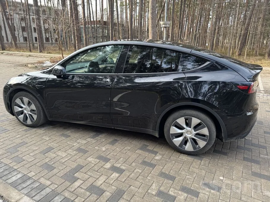 Tesla Model Y 2021 photo 4