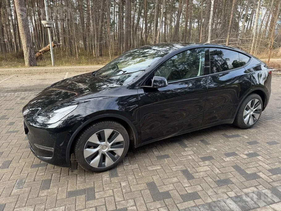 Tesla Model Y 2021 photo 3