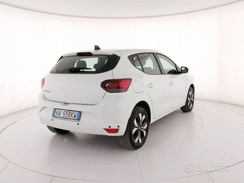 Dacia Sandero 2025 photo 2