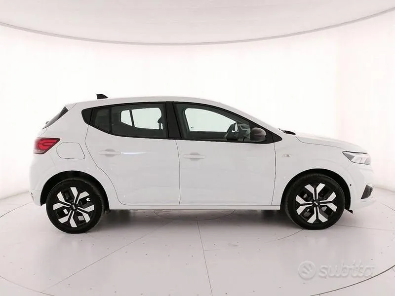 Dacia Sandero 2025 photo 3