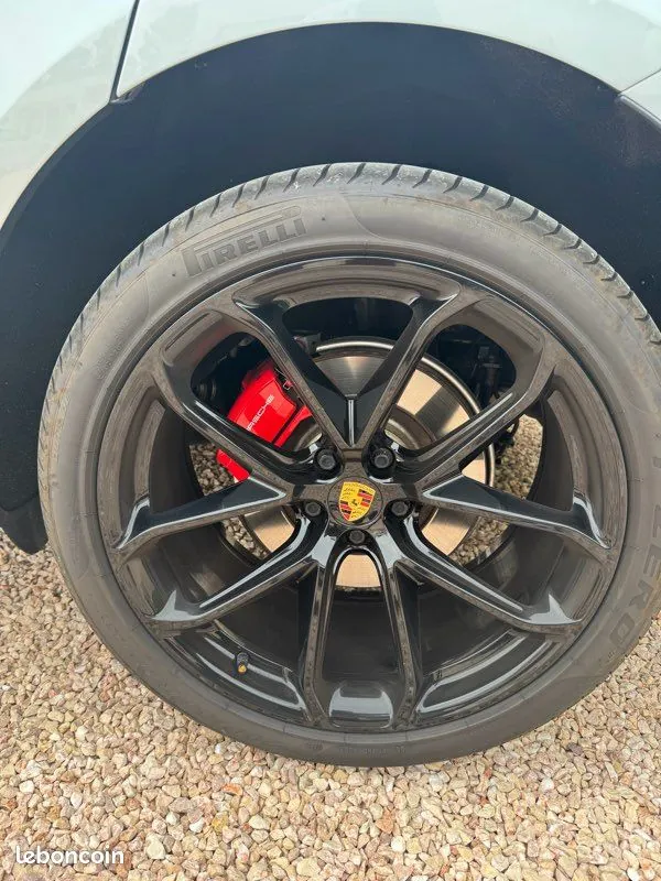 Porsche Macan 2021 photo 2