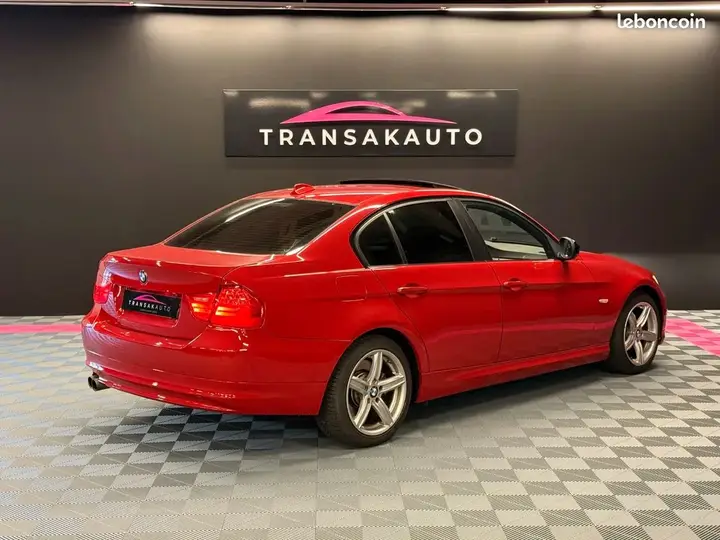 BMW 3 Series 2009 photo 4