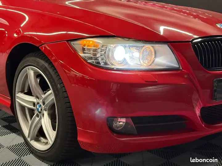 BMW 3 Series 2009 photo 2