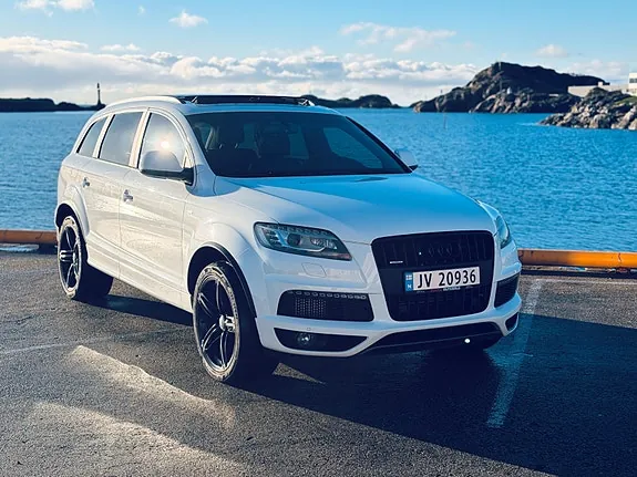 Audi Q7 2011 photo 2