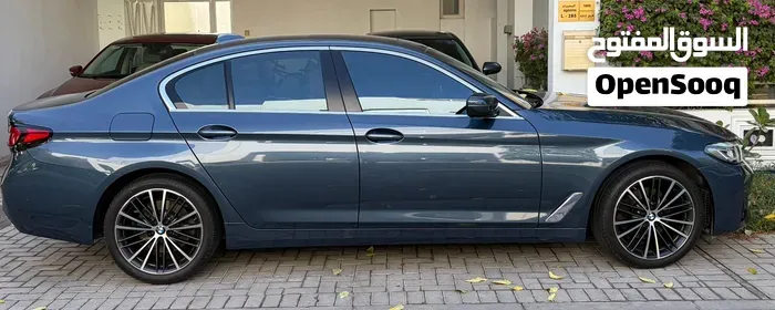 BMW 5 Series 2023 photo 3