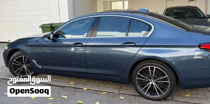 BMW 5 Series 2023 photo 4