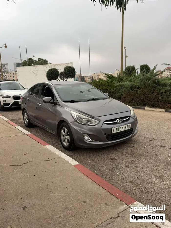 Hyundai Accent 2015 photo 2