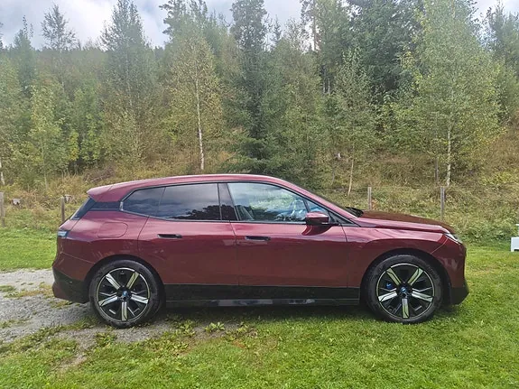 BMW Ix 2022 photo 2