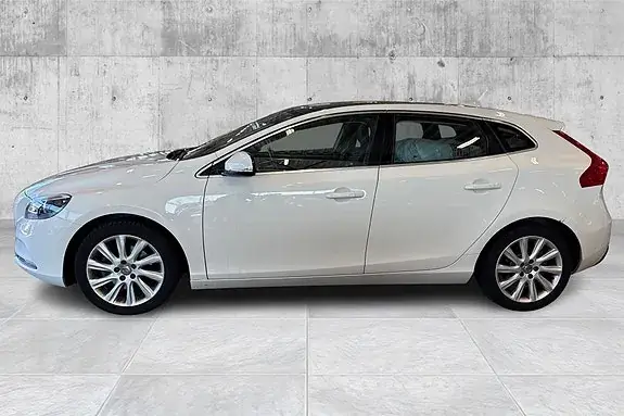 Volvo V40 2014 photo 2
