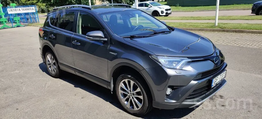 Toyota Rav4 2018 photo 3