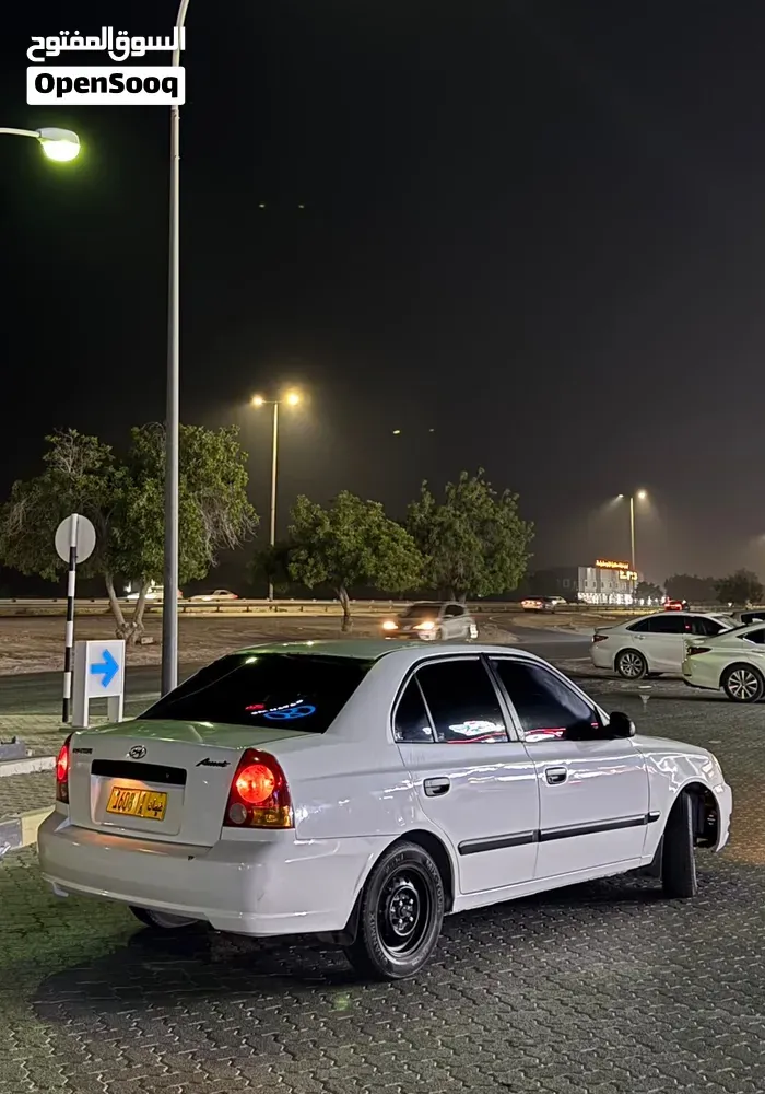 Hyundai Accent 2005 photo 2