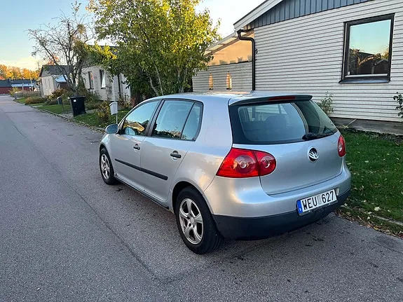 Volkswagen Golf V 2005 photo 2