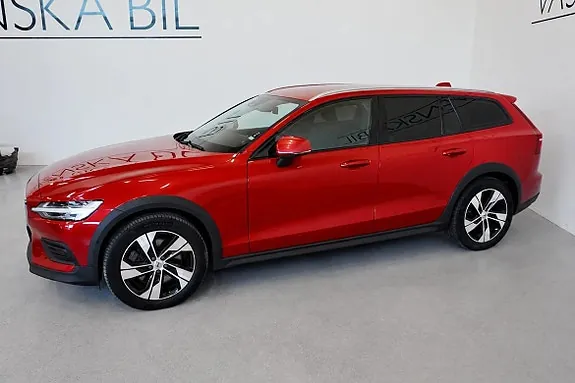 Volvo V60 Cross Country 2022 photo 5