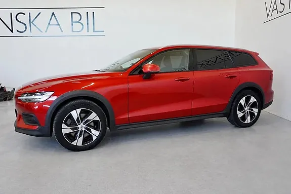 Volvo V60 Cross Country 2022 photo 3