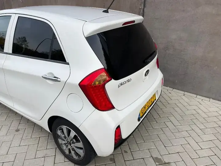Kia Picanto 2015 photo 4