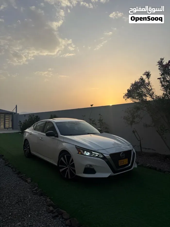 Nissan Altima 2020 photo 3