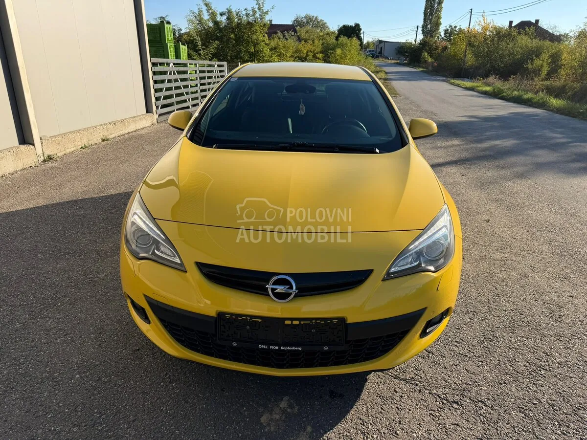 Opel Astra J
