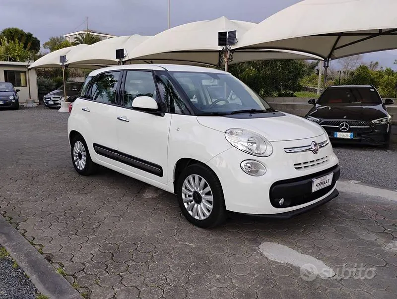 Fiat 500L 2016 photo 2