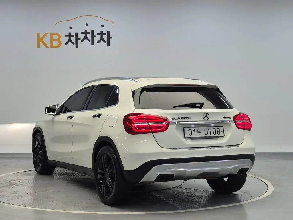 Mercedes-Benz Gla 2016 photo 2
