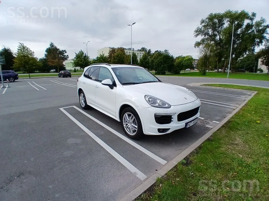 Porsche Cayenne 2017 photo 2