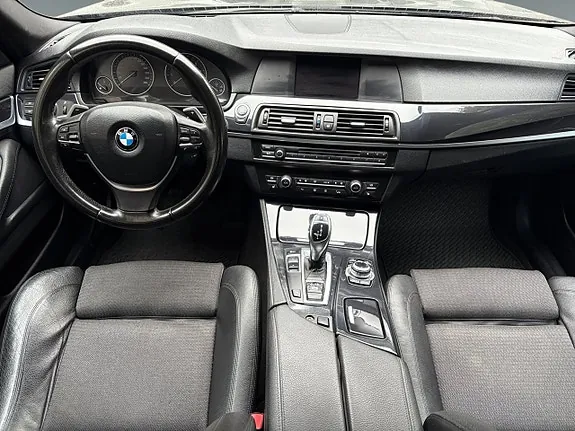 BMW 523I 2012 photo 2