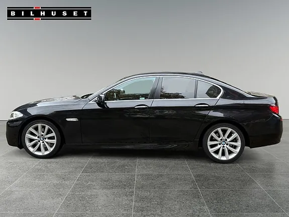 BMW 523I 2012 photo 3