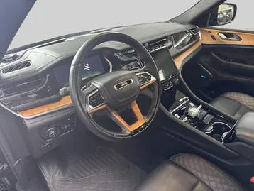 Jeep Grand Cherokee 2023 photo 3