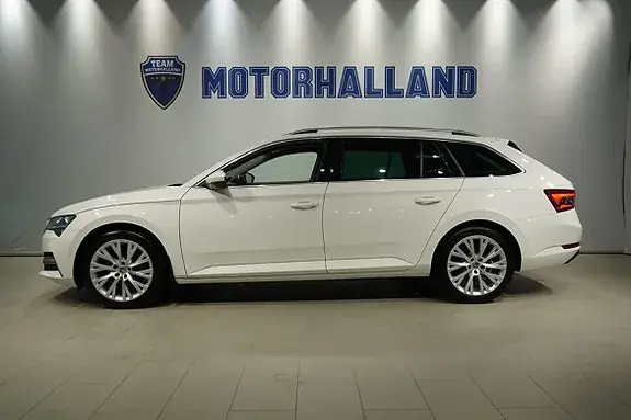 Skoda Superb 2021 photo 4