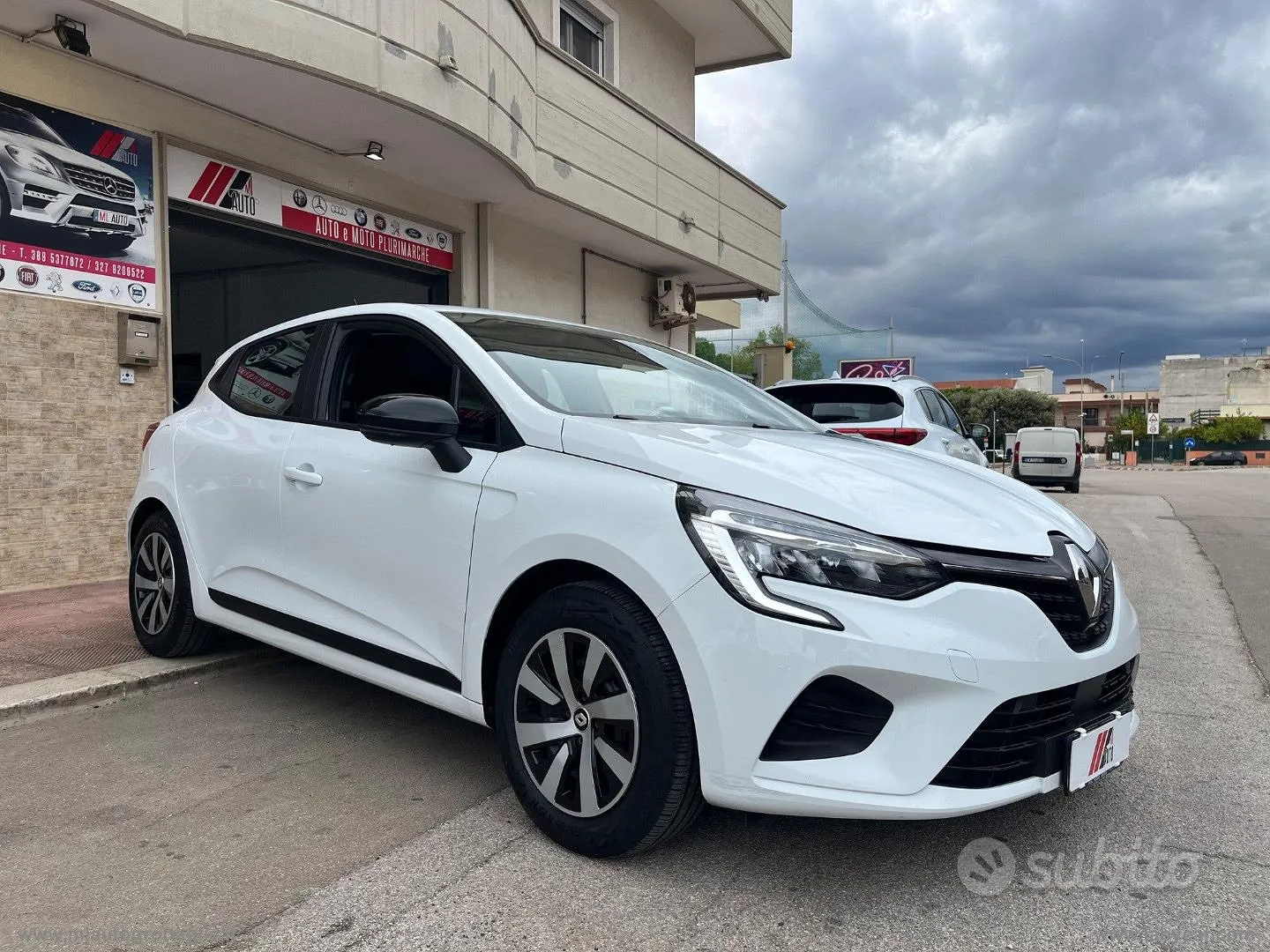 Renault Clio 2023 photo 3