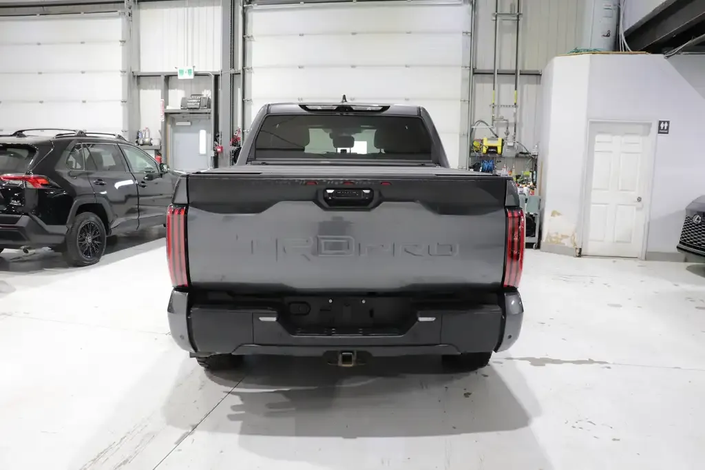 Toyota Tundra 2024 photo 3
