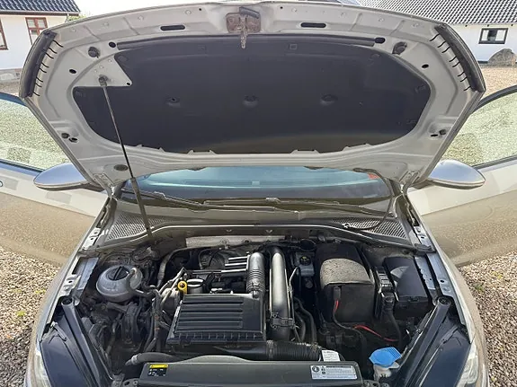 Volkswagen Golf 2014 photo 5