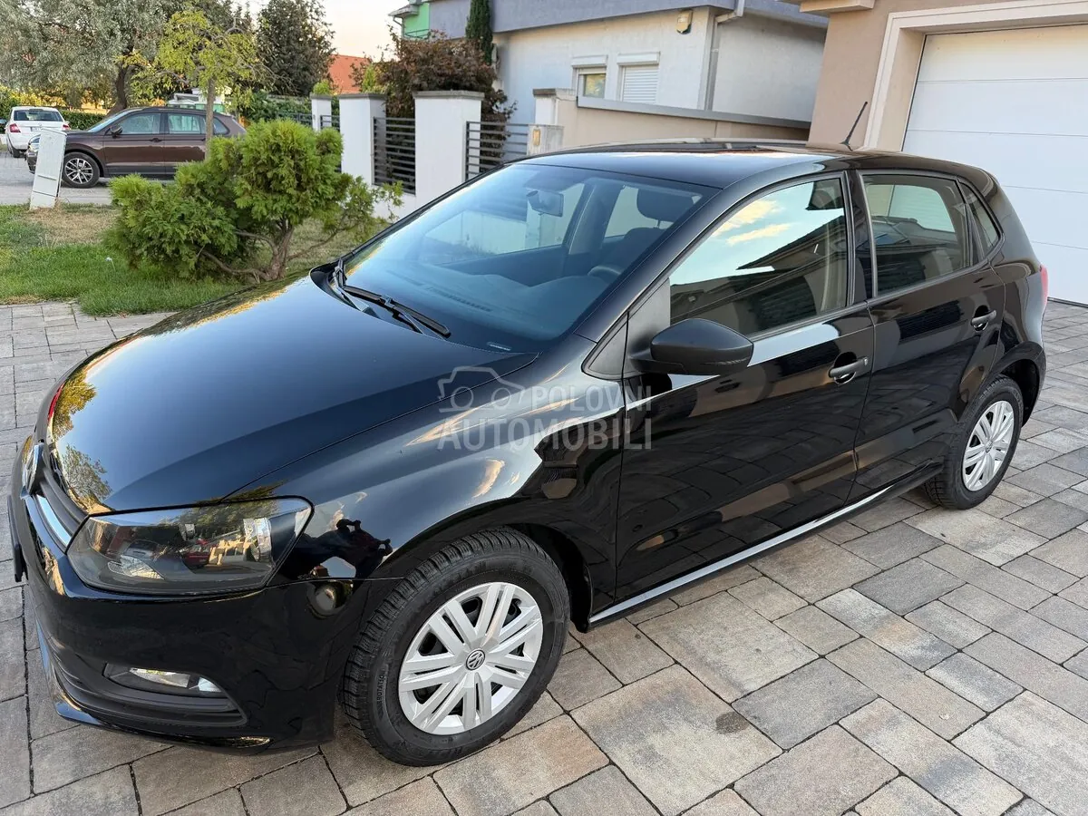 Volkswagen Polo 2016 photo 2