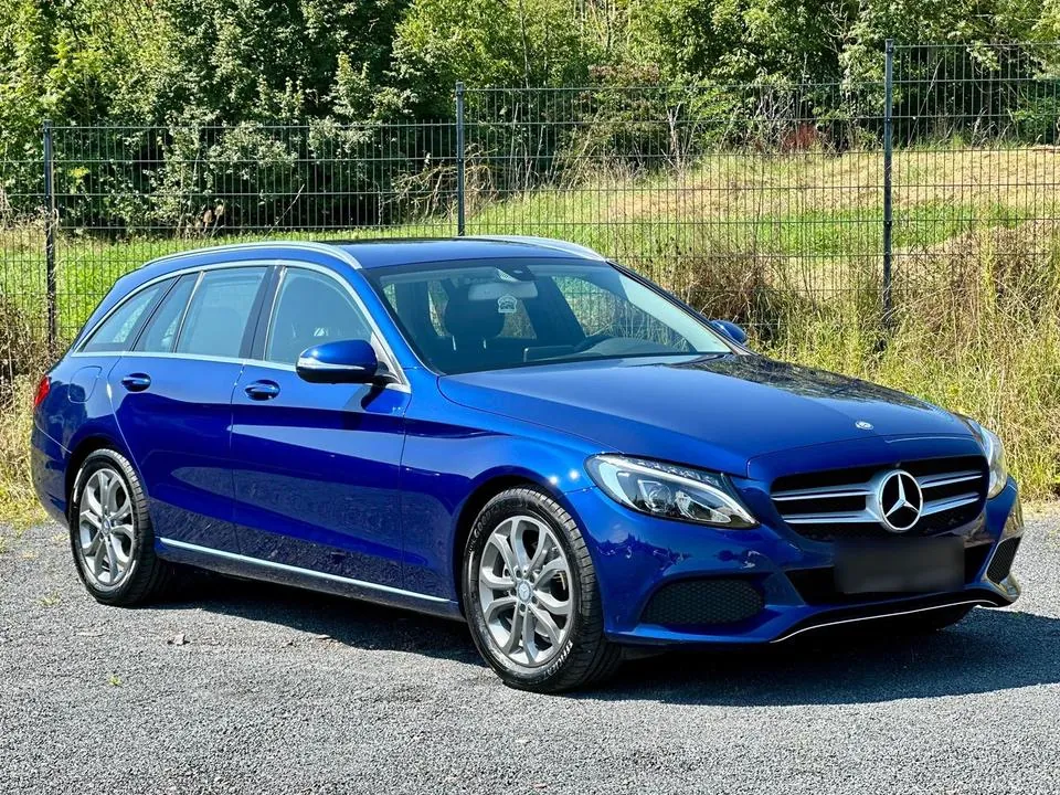 Mercedes-Benz C200